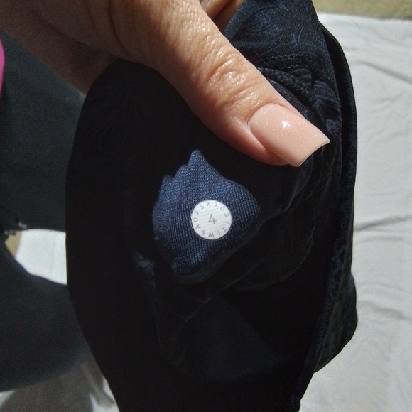 Lululemon wunder under high rise 7/8 tight - Picture 3 of 3